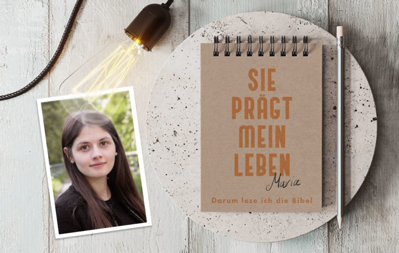 SChreibtisch, Blog, Lampe, BIbel, prägt mein Leben